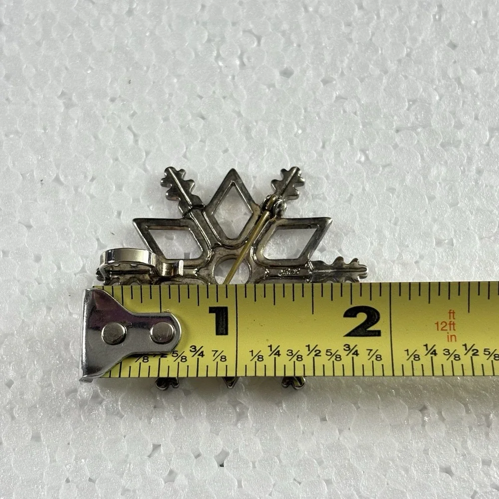 VTG 80s Best Snowflake Brooch Pendant Pin Silver Tone Openwork Christmas 2